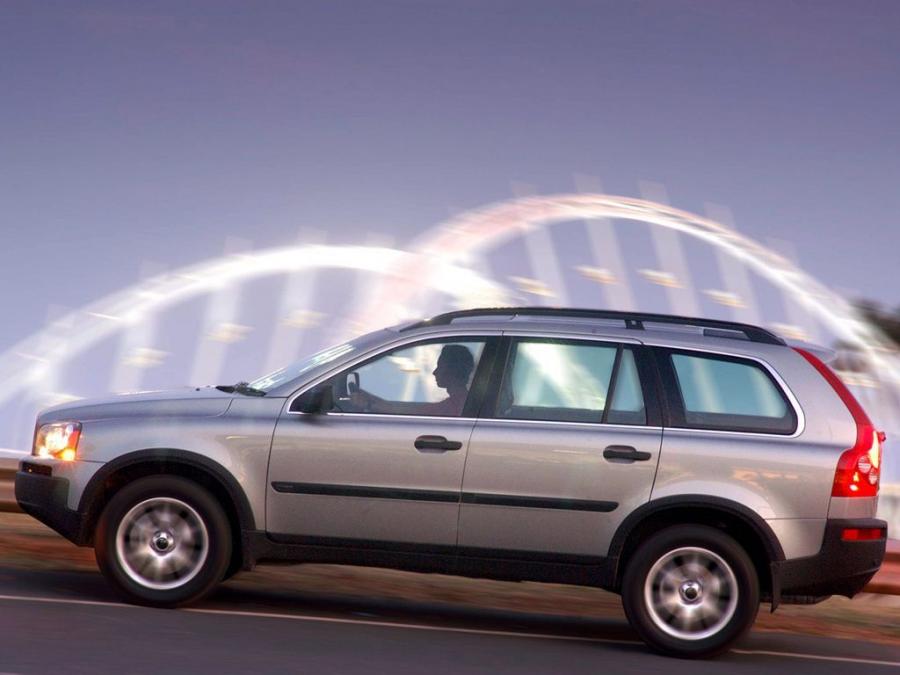  Volvo XC90 2002 года  (ZA) (фото 6 из 24)